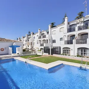 Сasa de vacaciones Casa Lena Town House With Pool, Nerja